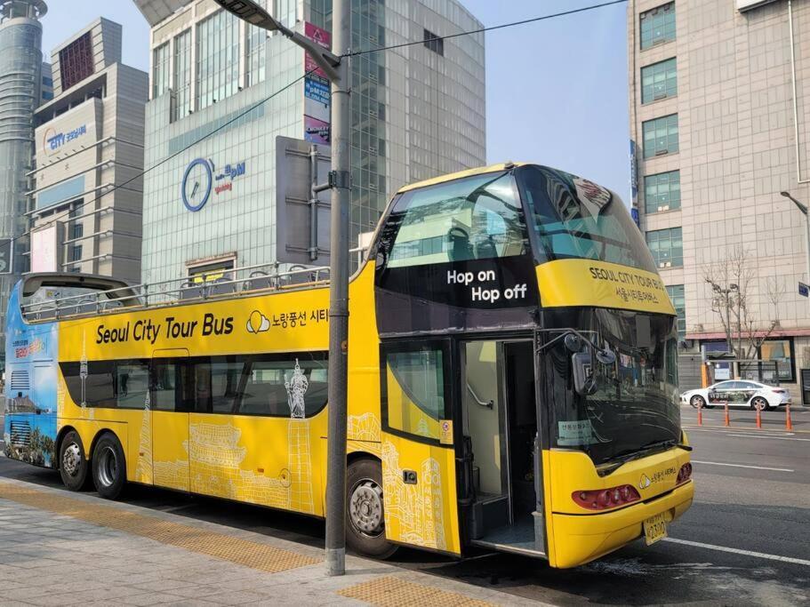 4bed,chillingstay Jongro Ddm, Ddp,dongmyo Station, 2min, Convenient Transportation To Sinseol-dong Station Seoul