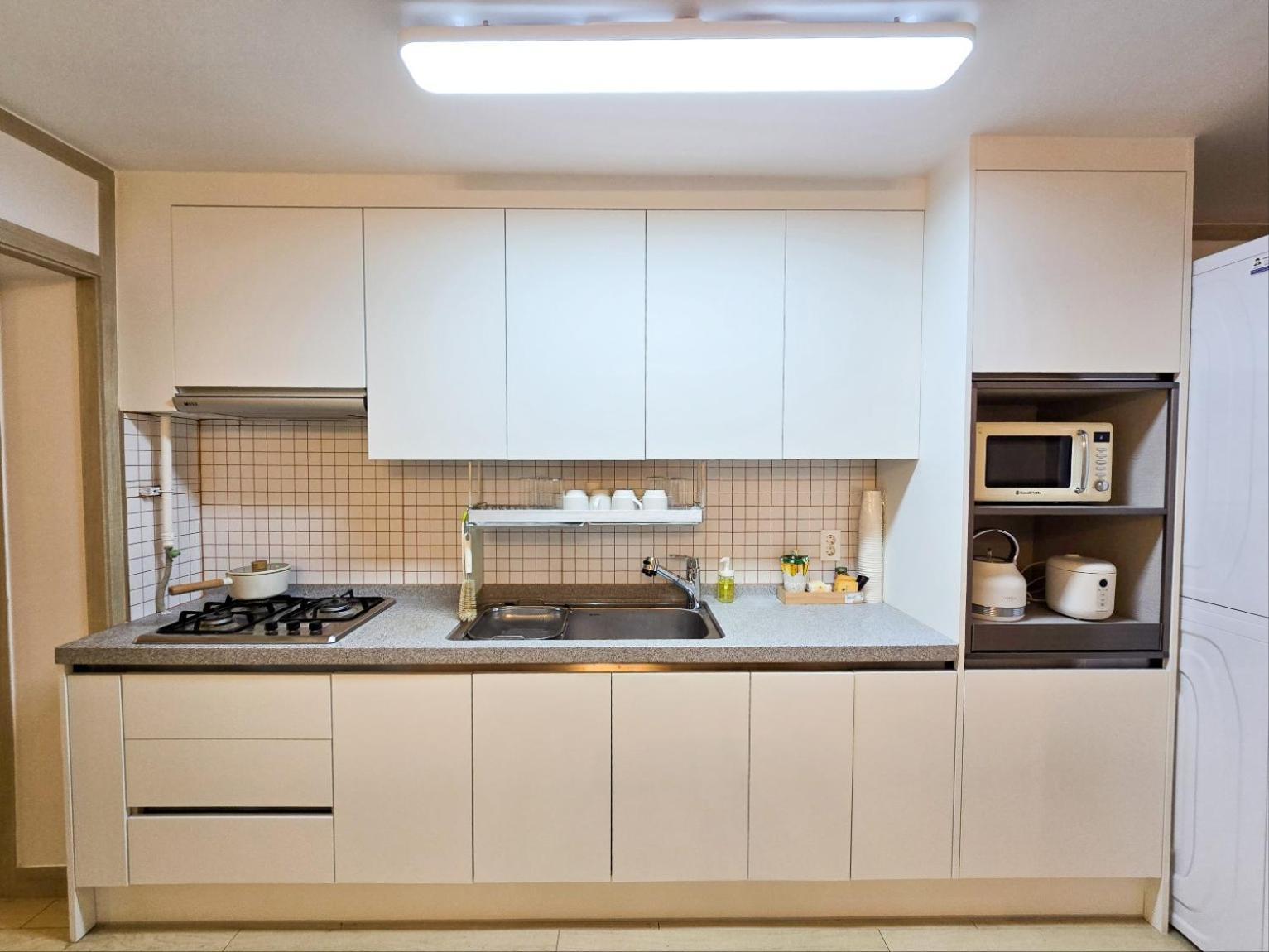 4bed,chillingstay Jongro Ddm, Ddp,dongmyo Station, 2min, Convenient Transportation To Sinseol-dong Station Apartment