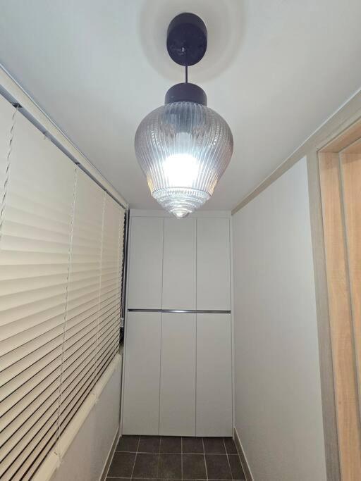 4bed,chillingstay Jongro Ddm, Ddp,dongmyo Station, 2min, Convenient Transportation To Sinseol-dong Station Apartment Seoul